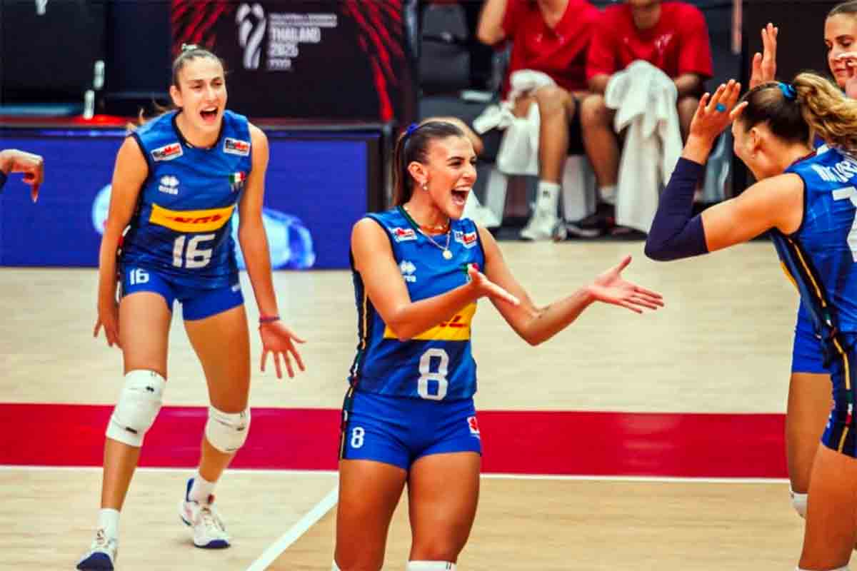 Italia in finale ai mondiali di volley 2025: data e luogo della sfida contro la Turchia Italia in finale ai mondiali di volley 2025: data e luogo della sfida contro la Turchia
