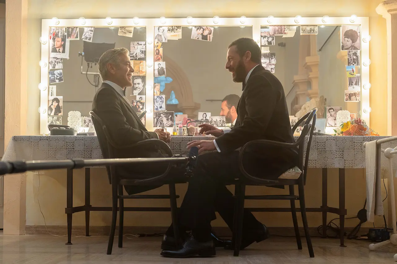 Trailer del  film di noah baumbach con george clooney e adam sandler