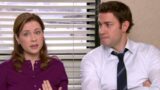 Il bacio di ned e mare rievoca il momento iconico di jim e pam nell’ufficio