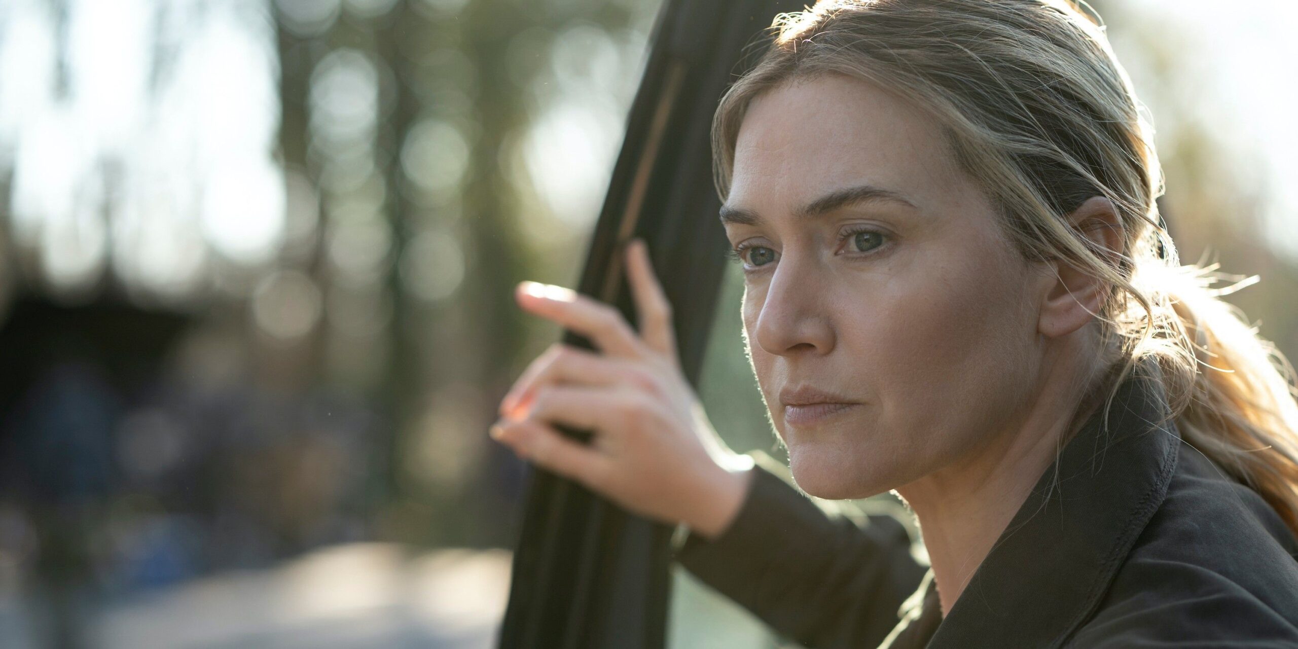 nuova serie crime di hbo con protagonista tragico come mare of easttown