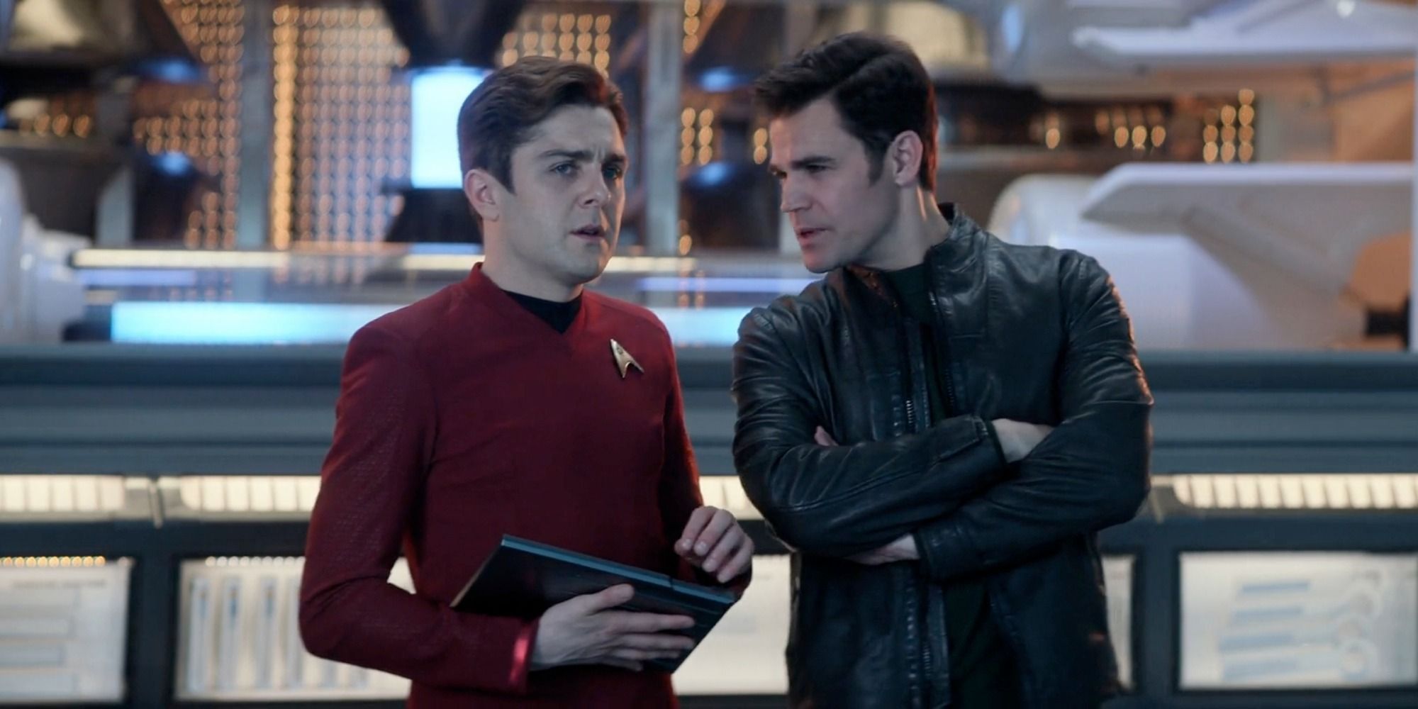 L’influenza di kirk sul bere di scotty in star trek: strange new worlds L’influenza di kirk sul bere di scotty in star trek: strange new worlds