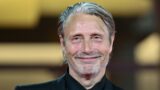 Mads mikkelsen nel trailer del thriller horror dust bunny