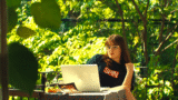 Mile End Kicks: la star Barbie Ferreira brilla in una dramedy affascinante e autentica