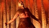 Bone temple: il trailer rivela il culto di sir jimmy dopo 28 anni