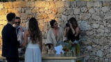Nozze segrete del cantante italiano con la compagna: un matrimonio da sogno