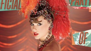 Taylor swift arriva al cinema con il party di lancio ufficiale di showgirl