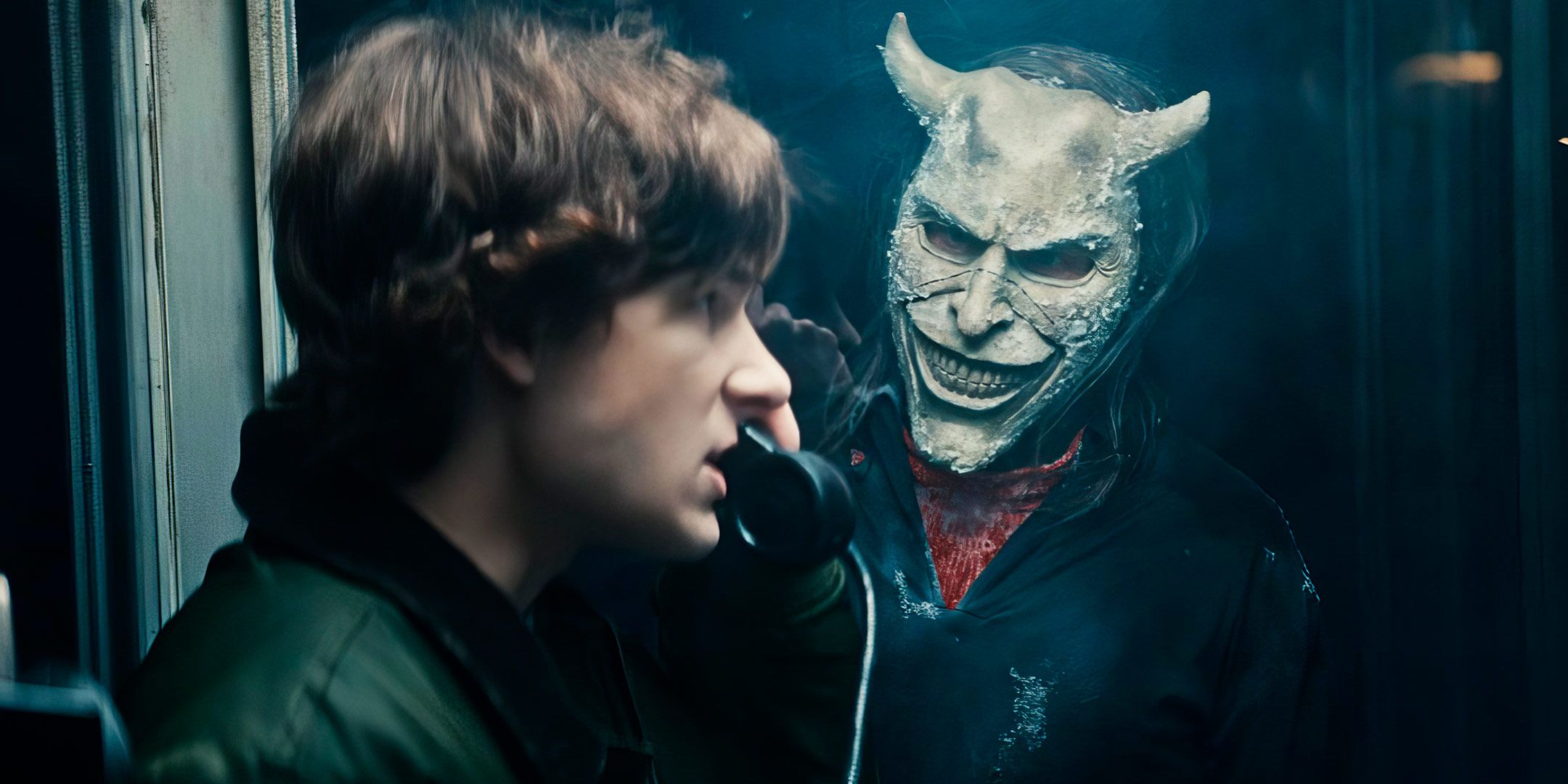 Il trailer di black phone 2: il ritorno del grabber di ethan hawke come minaccia soprannaturale Il trailer di black phone 2: il ritorno del grabber di ethan hawke come minaccia soprannaturale
