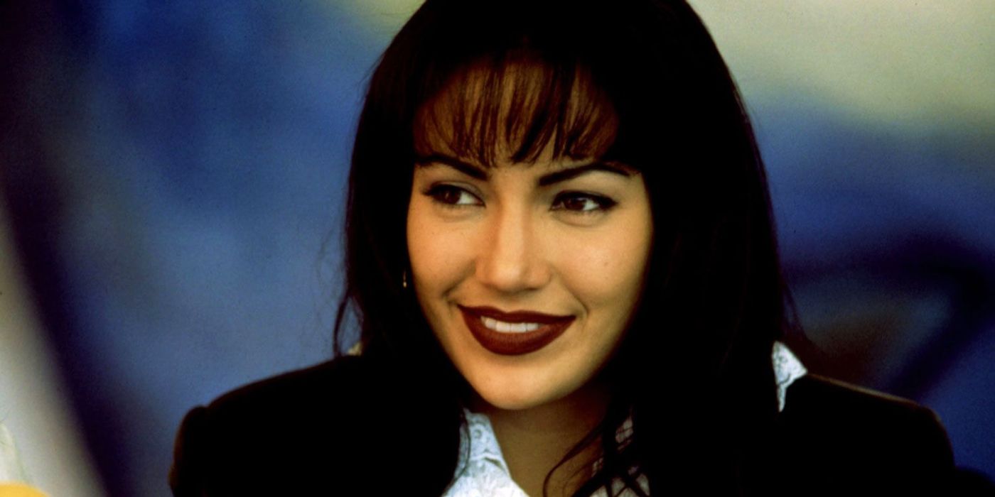 Biopic su selena: l’eredità di jennifer lopez 28 anni dopo