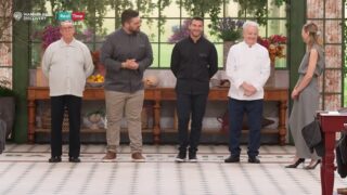 Bake off italia 3 ottobre: chi avrà il grembiule blu dopo la doppia eliminazione?