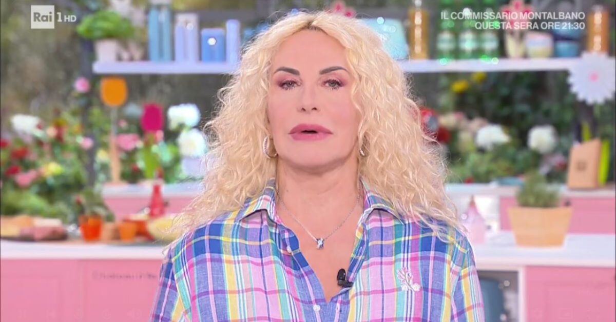 Antonella Clerici in diretta senza forze: il motivo che preoccupa il pubblico