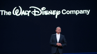 Josh D’Amaro potrebbe essere il  CEO di Disney secondo Bob Iger