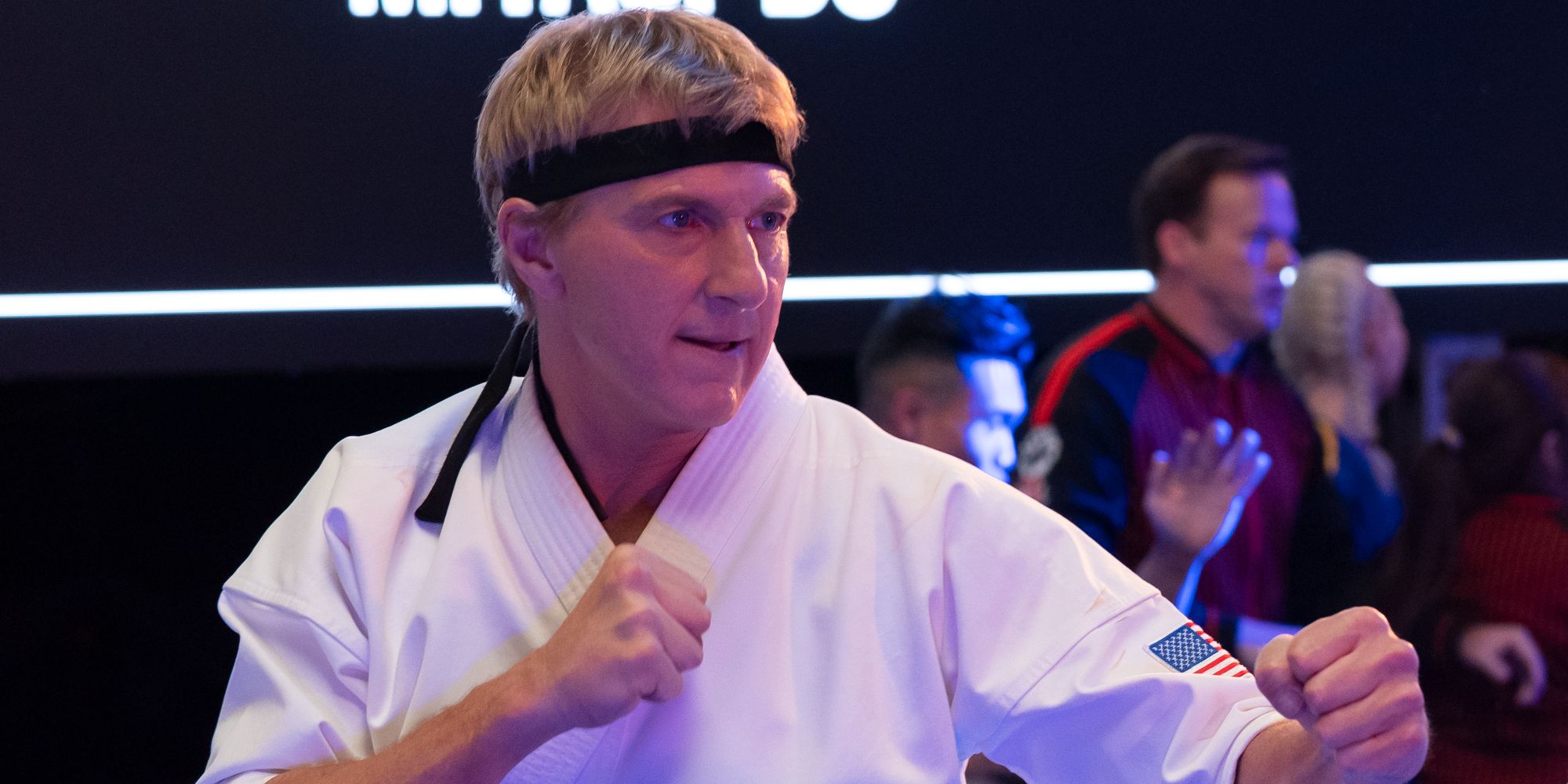 Il destino di johnny lawrence dopo cobra kai svela il vero finale felice della serie