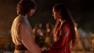 Moment sweet di david e mychal nella clip della stagione 2 di house of david