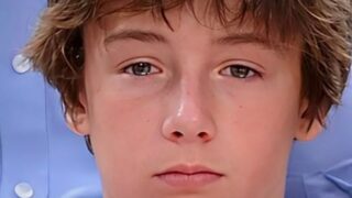 La storia del ragazzo che ha scelto il cognome della madre famosa