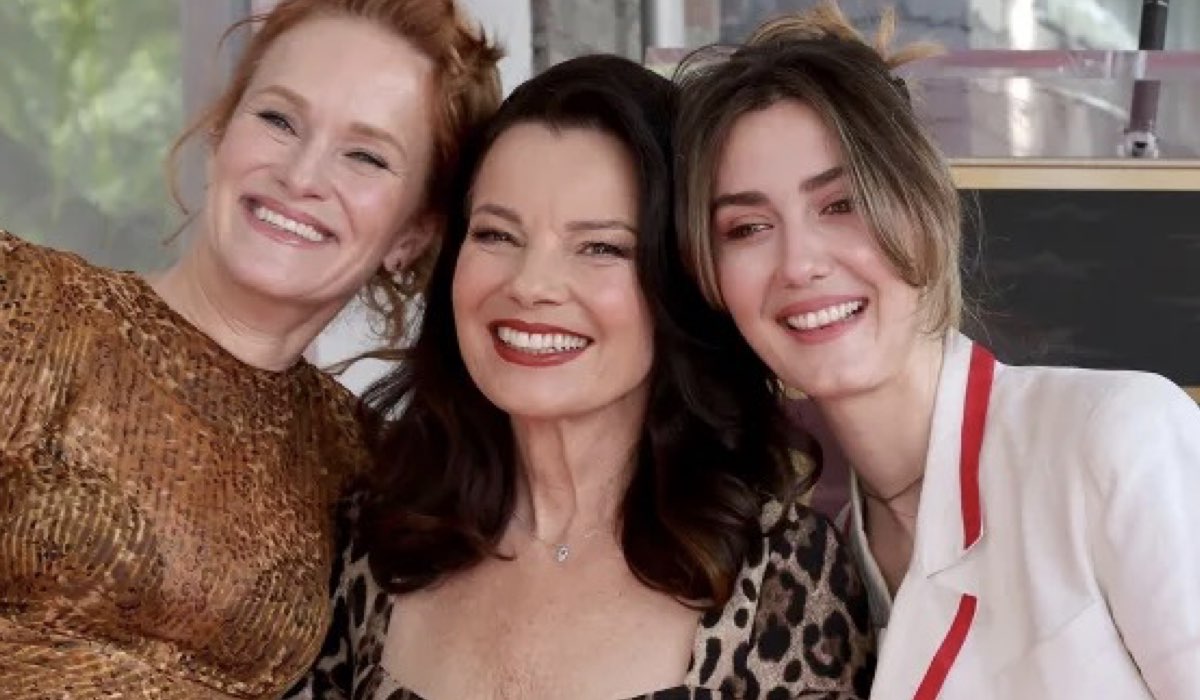 Fran Drescher riceve la stella sulla Walk of Fame come la tata più famosa della Tv