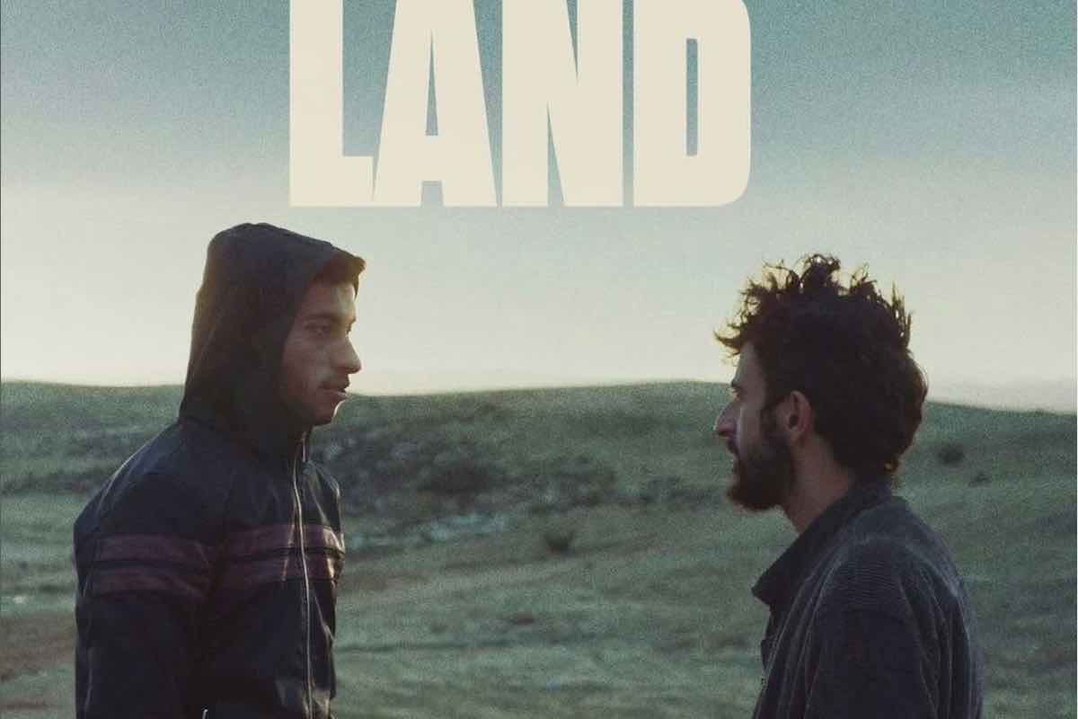 No other land tolto dalla programmazione rai: il 7 ottobre crea conflitti in tv