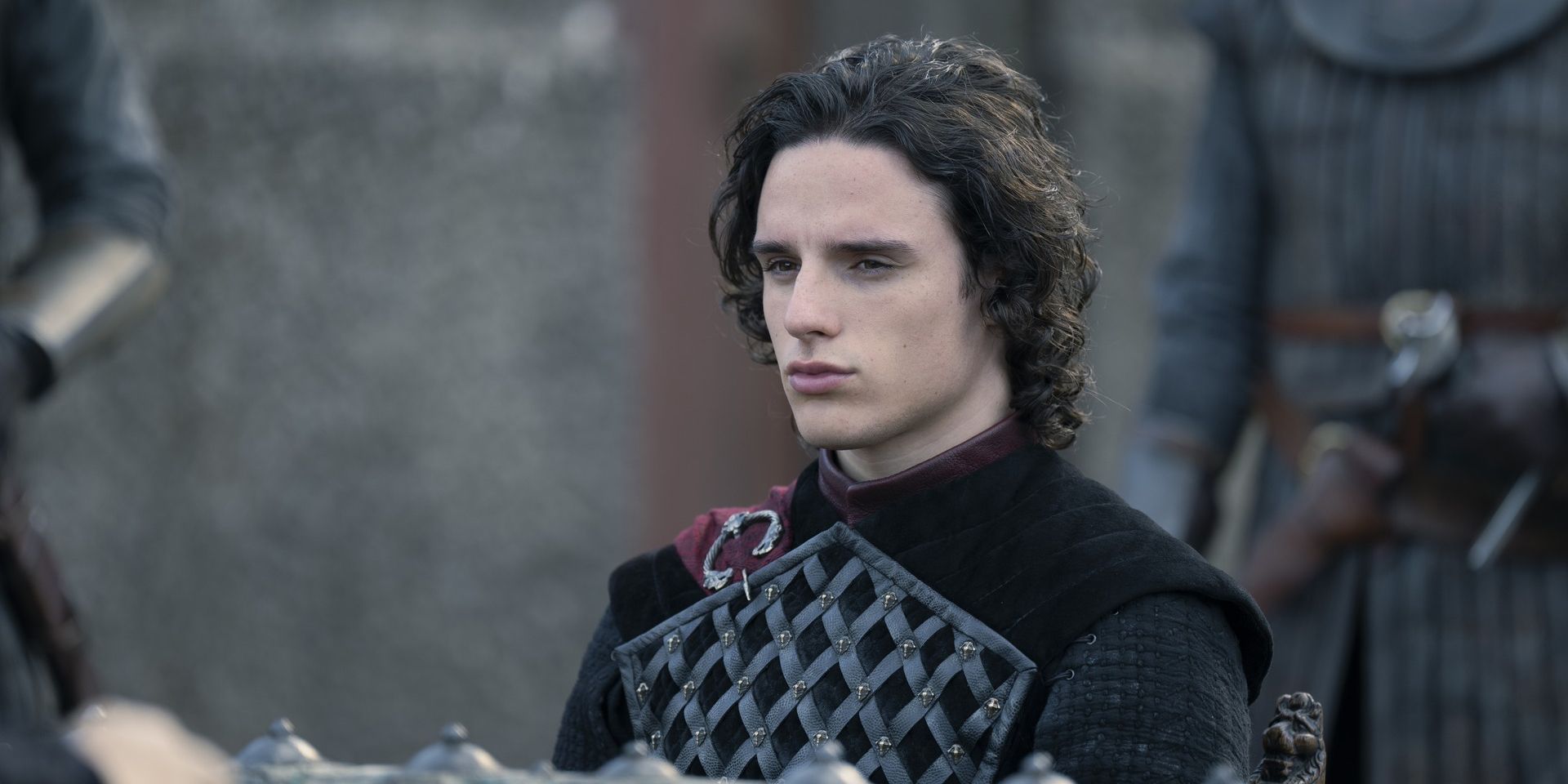 A knight of the seven kingdoms cambia l’apertura iconica di got A knight of the seven kingdoms cambia l’apertura iconica di got