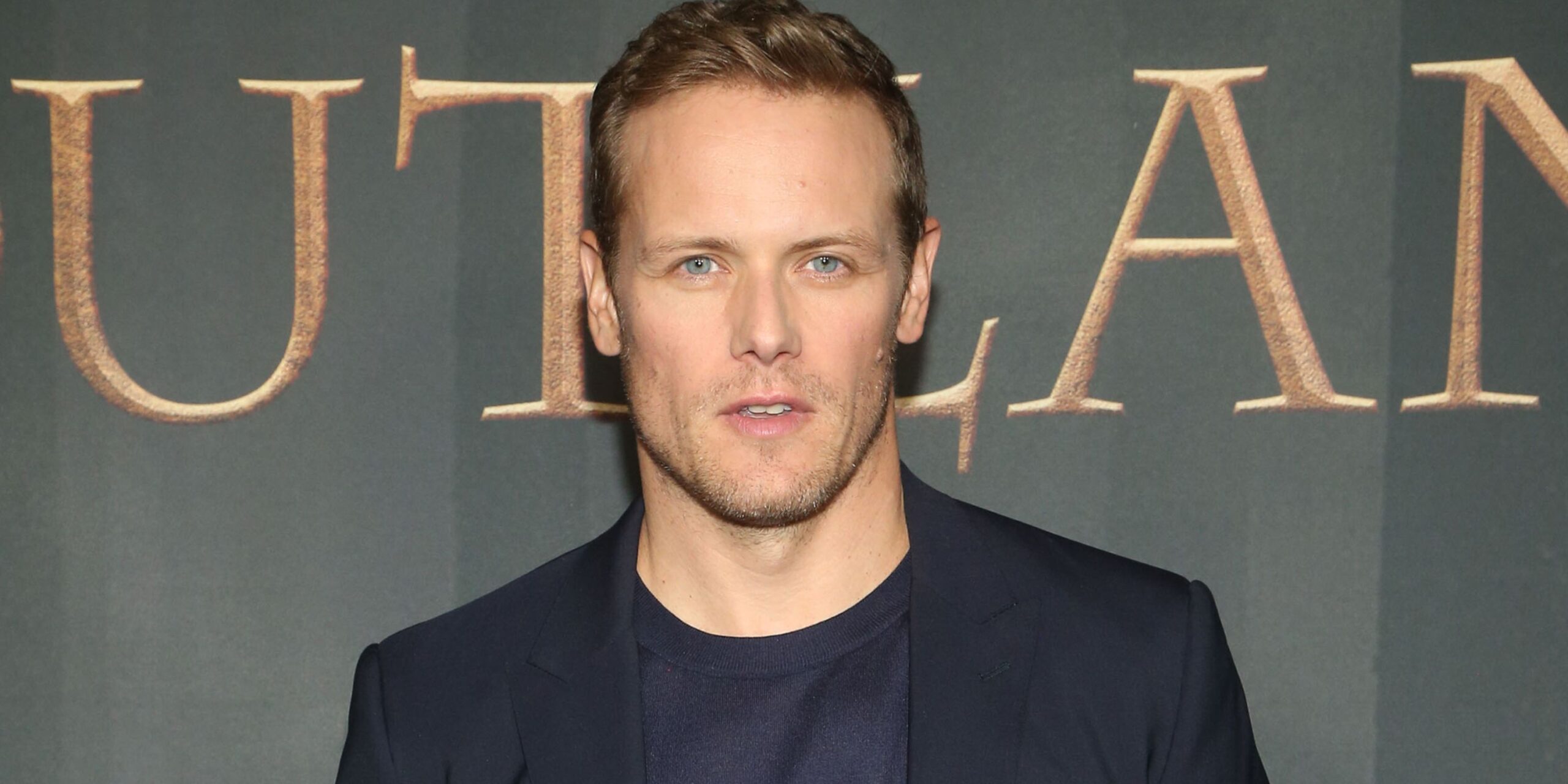 Sam heughan perde il ruolo di james bond per mancanza di carisma