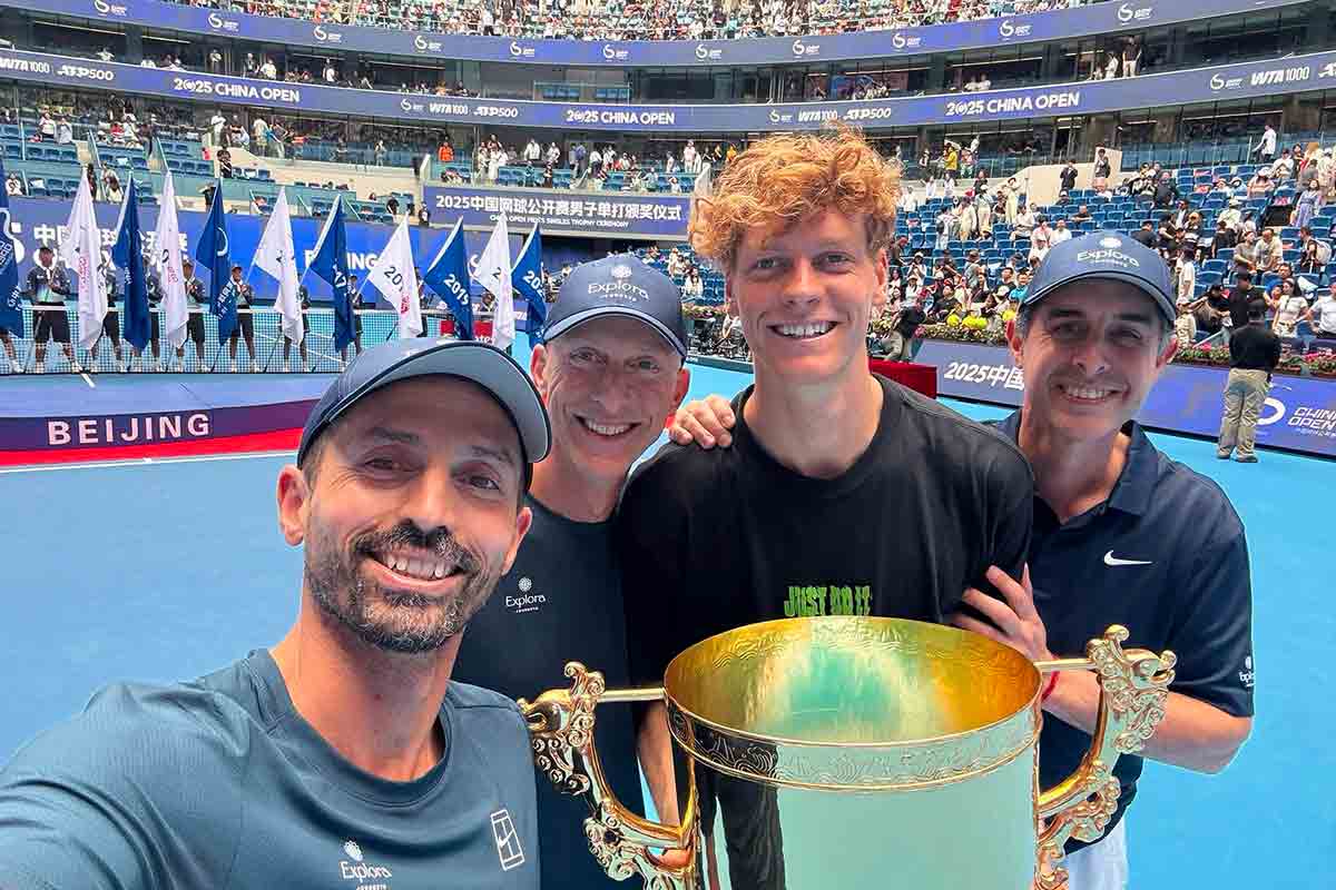 Sinner a shanghai per tornare numero uno e paolini in semifinale a pechino