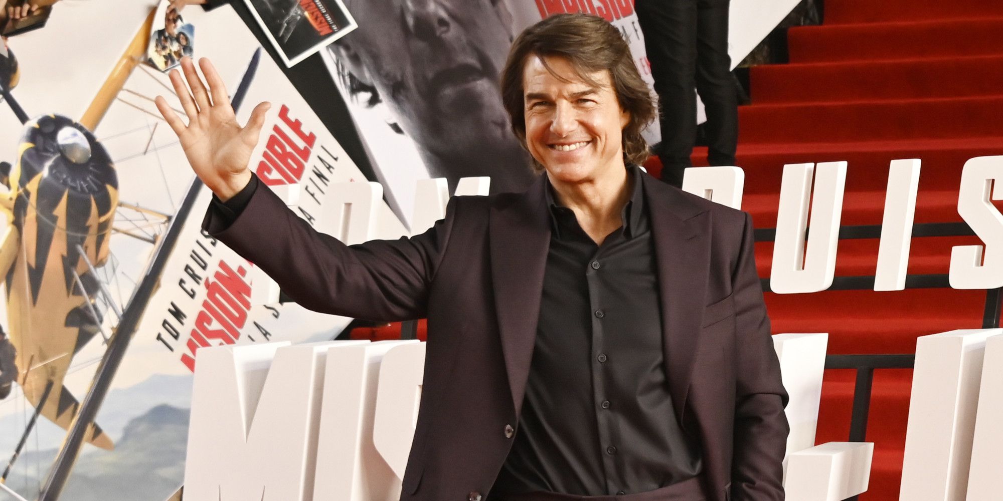 Tom cruise sorprende il mondo con la sua nuova commedia, anticipazioni dal regista premio oscar