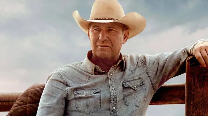 Kevin Costner nei panni di Bill Clinton in United la serie di DiCaprio