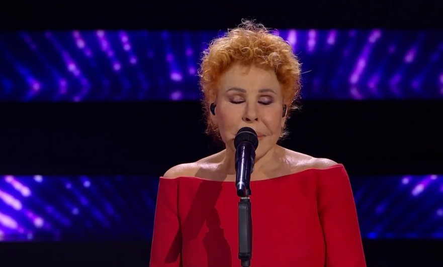 Puntata amici del 9 novembre con Annalisa Ornella Vanoni e la sfida di Maria Rosaria Puntata amici del 9 novembre con Annalisa Ornella Vanoni e la sfida di Maria Rosaria