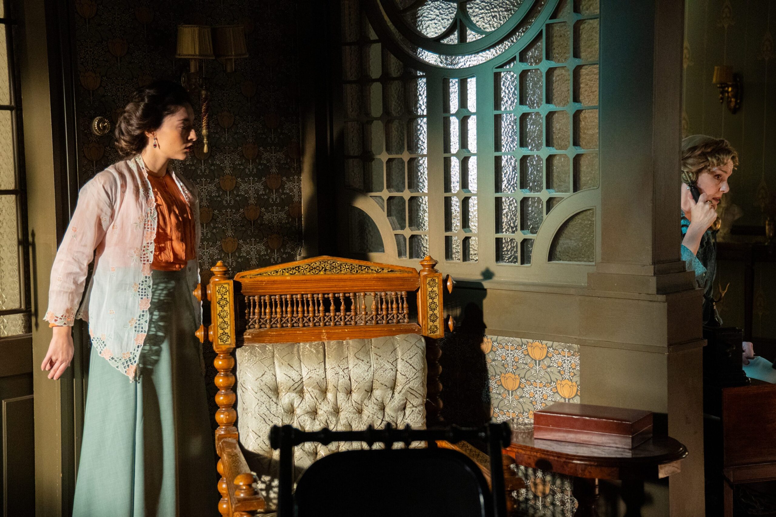 La promessa anticipazioni 17 23 novembre 2025 angela scopre il complotto di cruz e lorenzo contro curro La promessa anticipazioni 17 23 novembre 2025 angela scopre il complotto di cruz e lorenzo contro curro