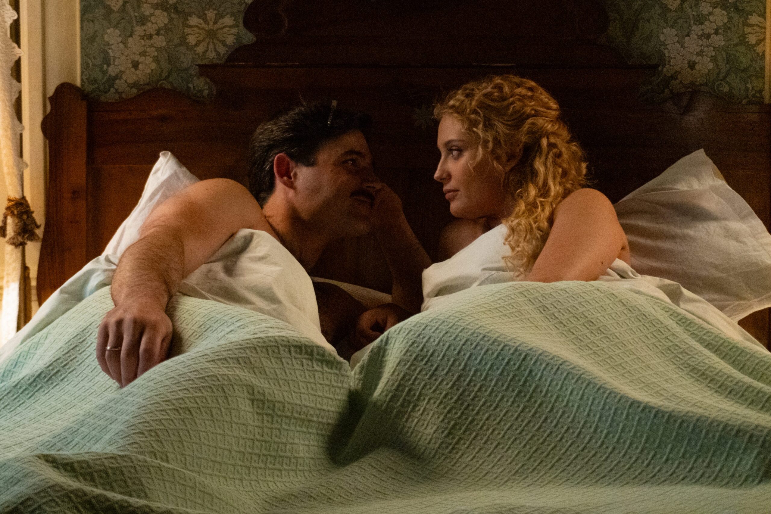 La promessa anticipazioni 24-30 novembre 2025 manuel e jana decidono di trasferirsi in italia