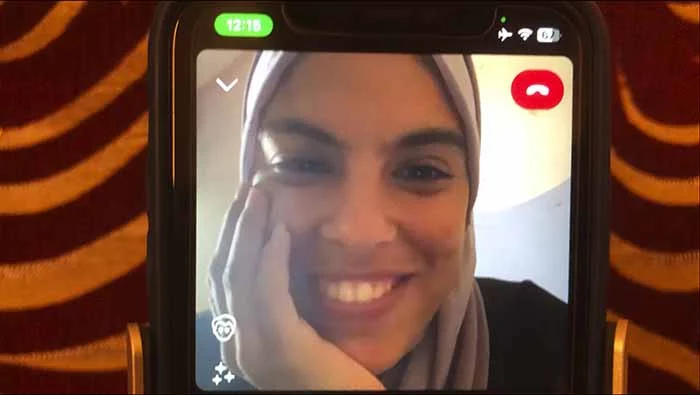 Put your soul on your hand e walk il documentario di fatma hassouna e la vita a gaza