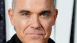 Perdita della vista causata da farmaco Robbie Williams condivide la sua esperienza