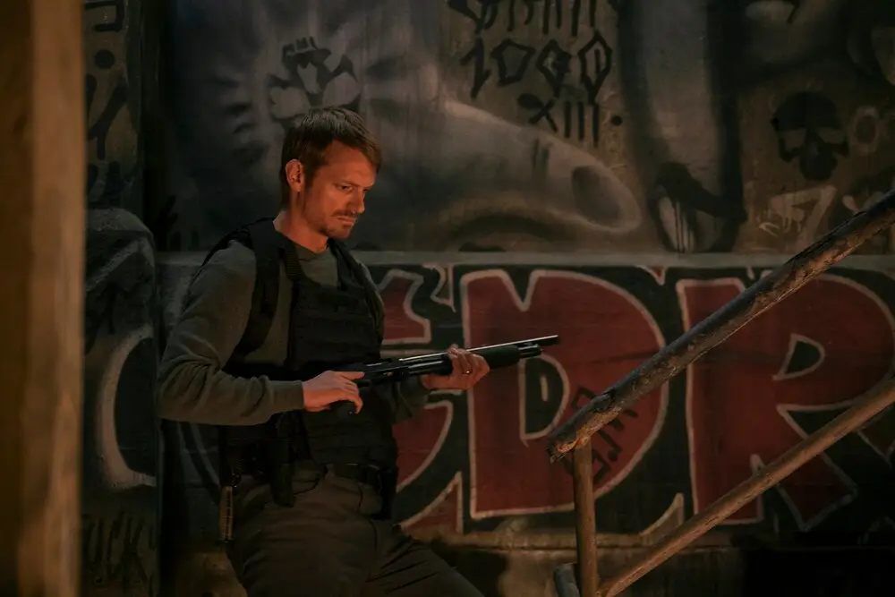 silent night il silenzio della vendetta trama cast finale e location del film in onda su rai 4 da Jumptheshark.it silent night il silenzio della vendetta trama cast finale e location del film in onda su rai 4