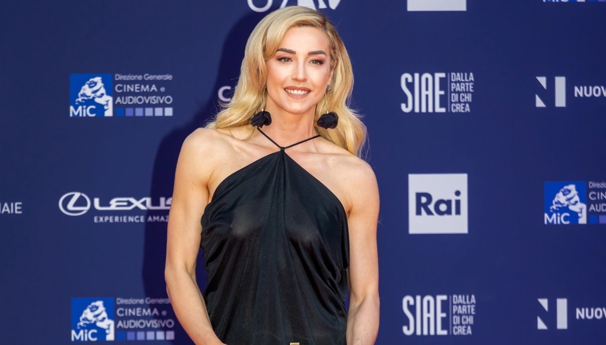 Ilaria e Silvia Salis scoprono il legame di parentela che le unisce