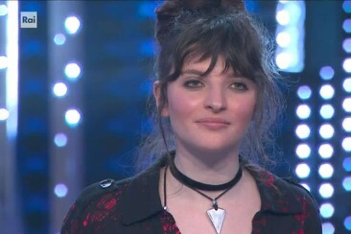 sanremo giovani 2025 angelica bove et224 studi vita privata e carriera musicale da Jumptheshark.it sanremo giovani 2025 angelica bove et224 studi vita privata e carriera musicale