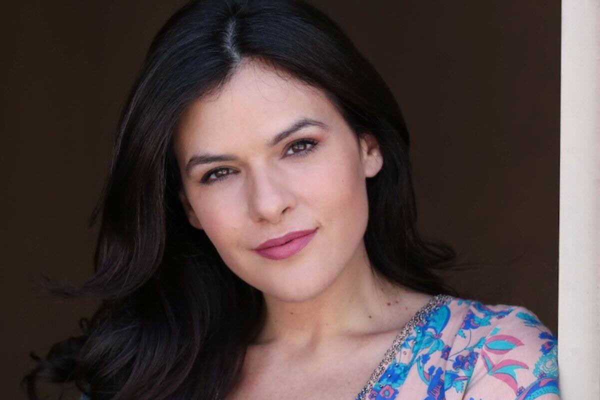 Unicità di un  personaggio al posto al sole: scopri chi è Daniela de Vita e come cambierà la soap