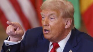 Trump definito punitivo dopo aver escluso il Sudafrica dal G20
