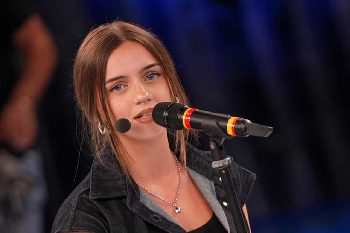 flavia buoncristiani amici 25 et224 vita studi fidanzato tutto sull allieva da Jumptheshark.it flavia buoncristiani amici 25 et224 vita studi fidanzato tutto sull allieva