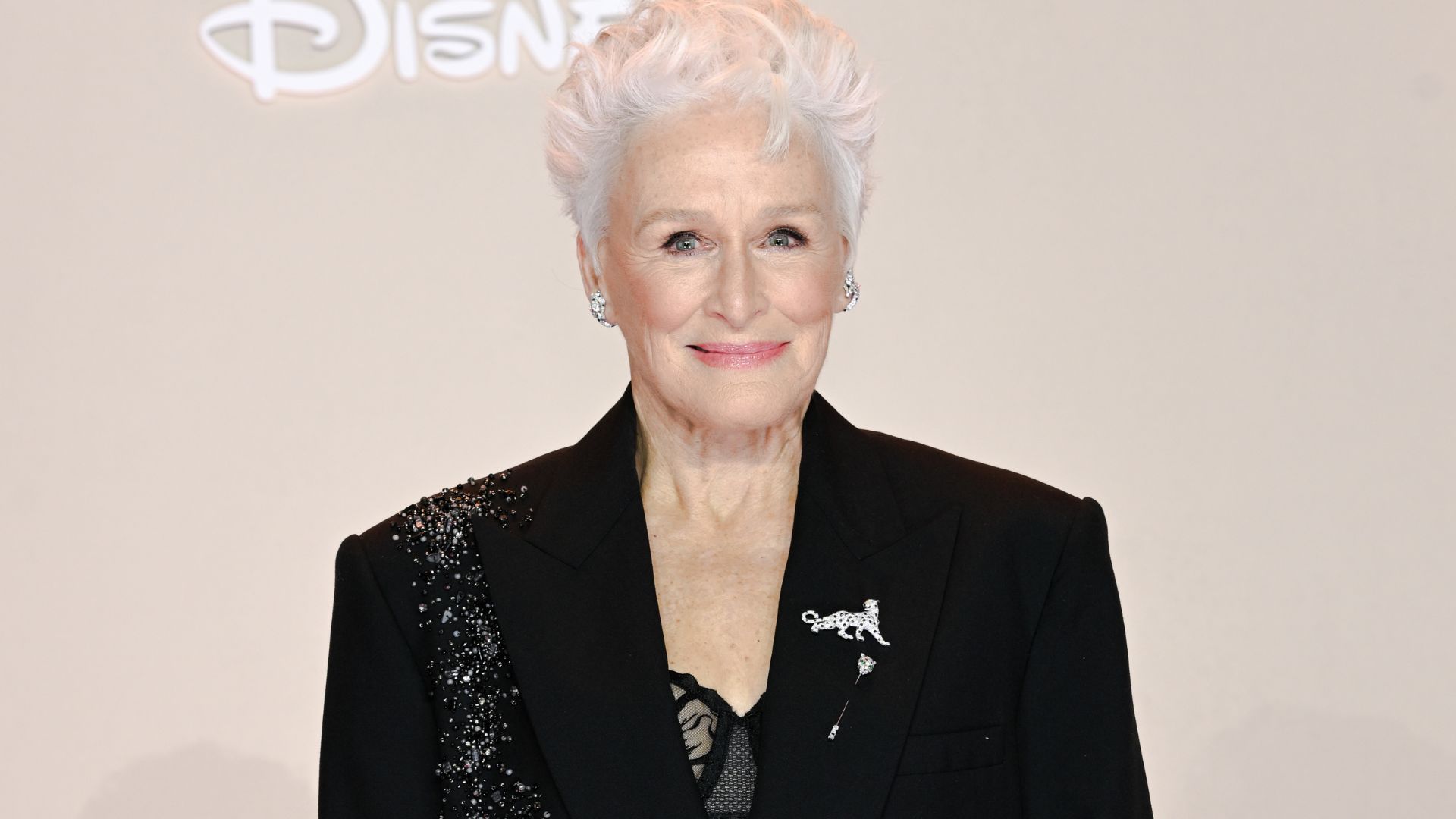 Perché glenn close appare irriconoscibile nel trailer di the hunger games sunrise on the reaping