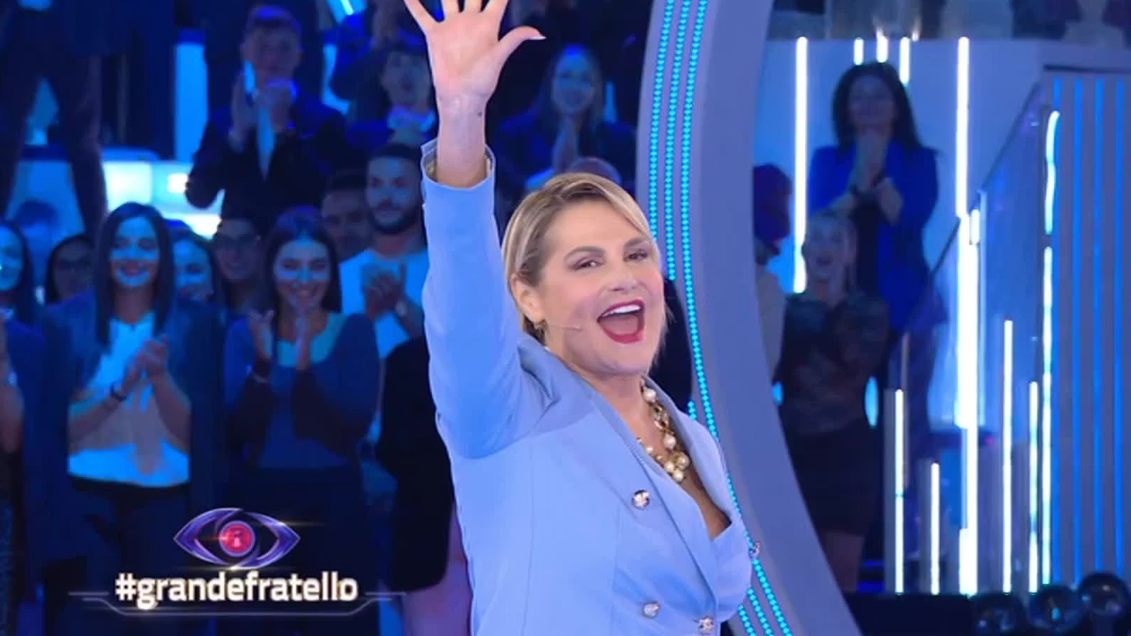 Anticipazioni grande fratello 17 novembre 2025 ospite marina la rosa Anticipazioni grande fratello 17 novembre 2025 ospite marina la rosa