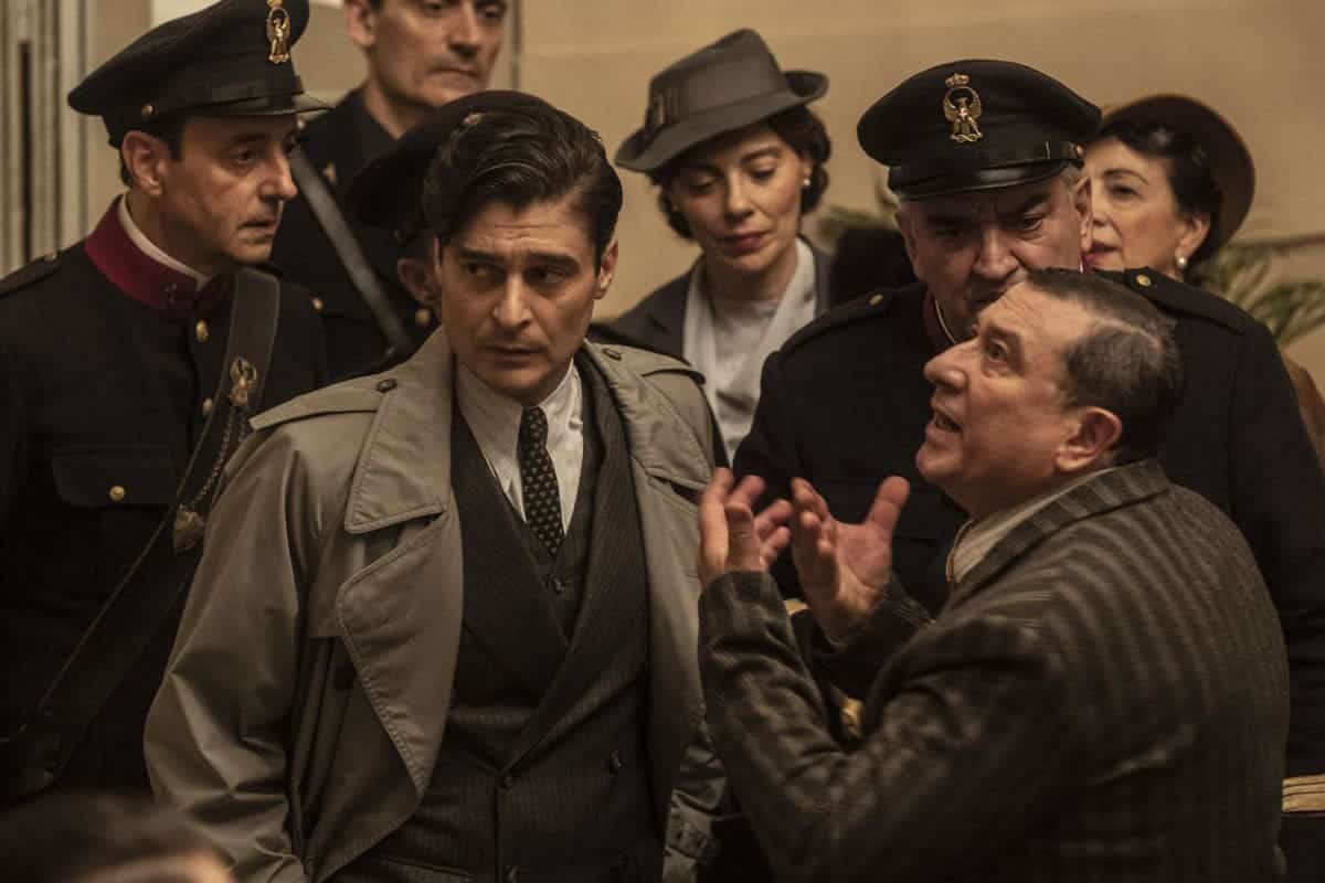 Come finisce il commissario ricciardi e dove guardare tutte le puntate