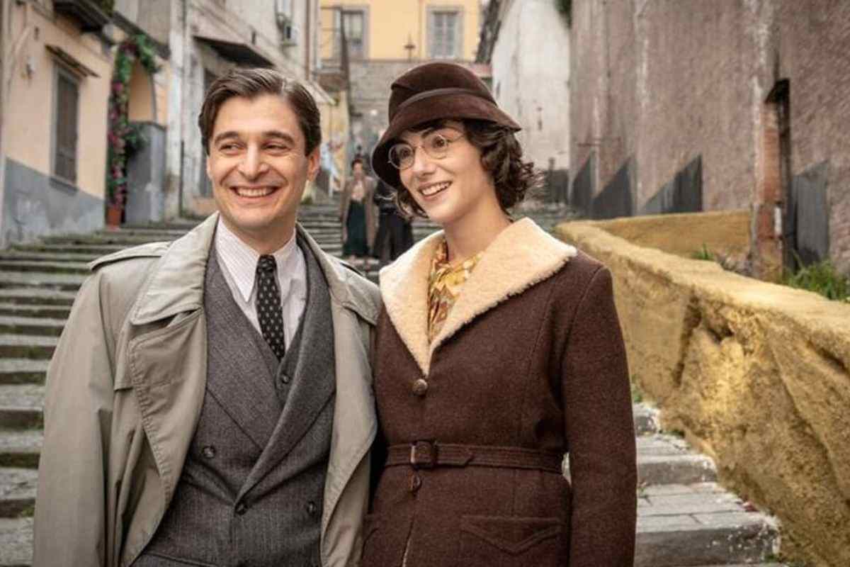 Commissario ricciardi 3 recensione prima puntata viaggio tra fantasmi del cuore a napoli