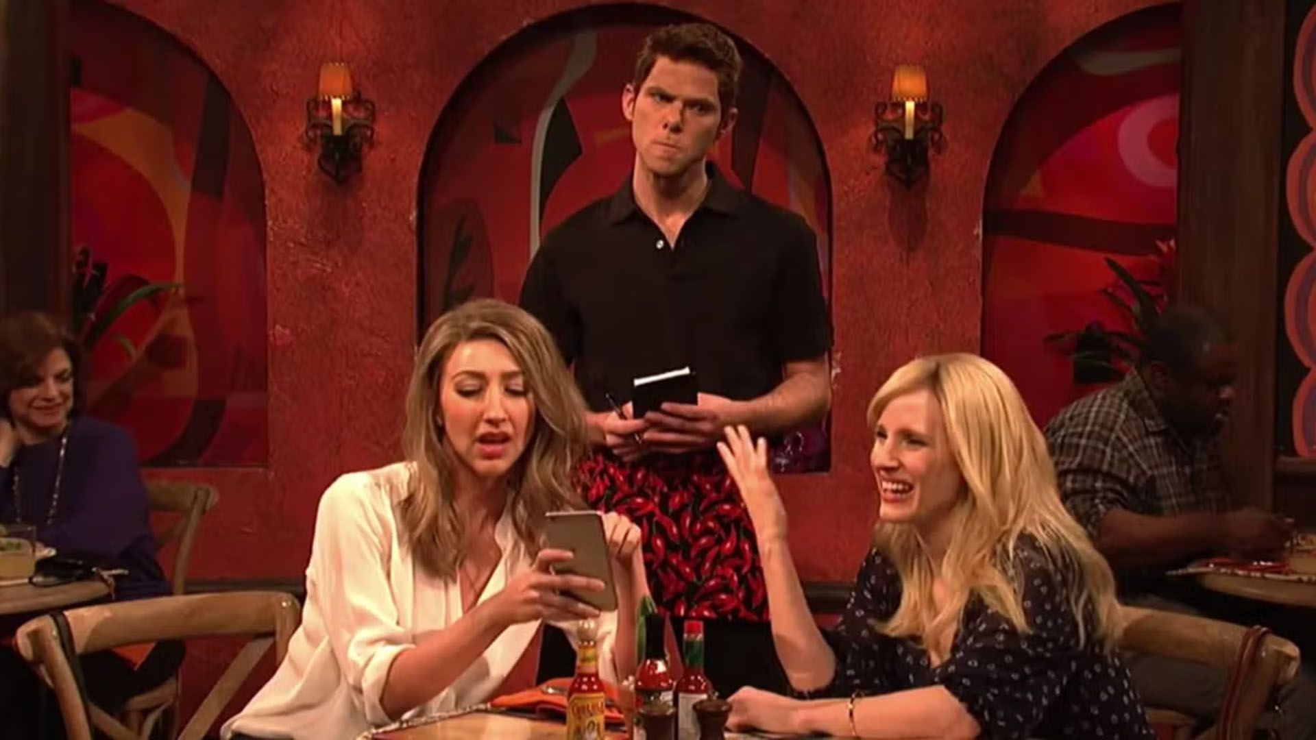 Heidi gardner ex star di snl protagonista di scary movie 6