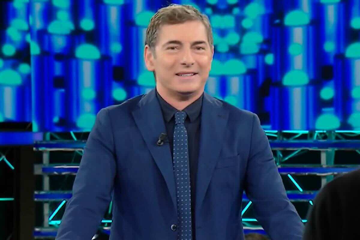 programmazione rai cambiate oggi 23 novembre 2025 ultime notizie su marco liorni e francesca fialdini