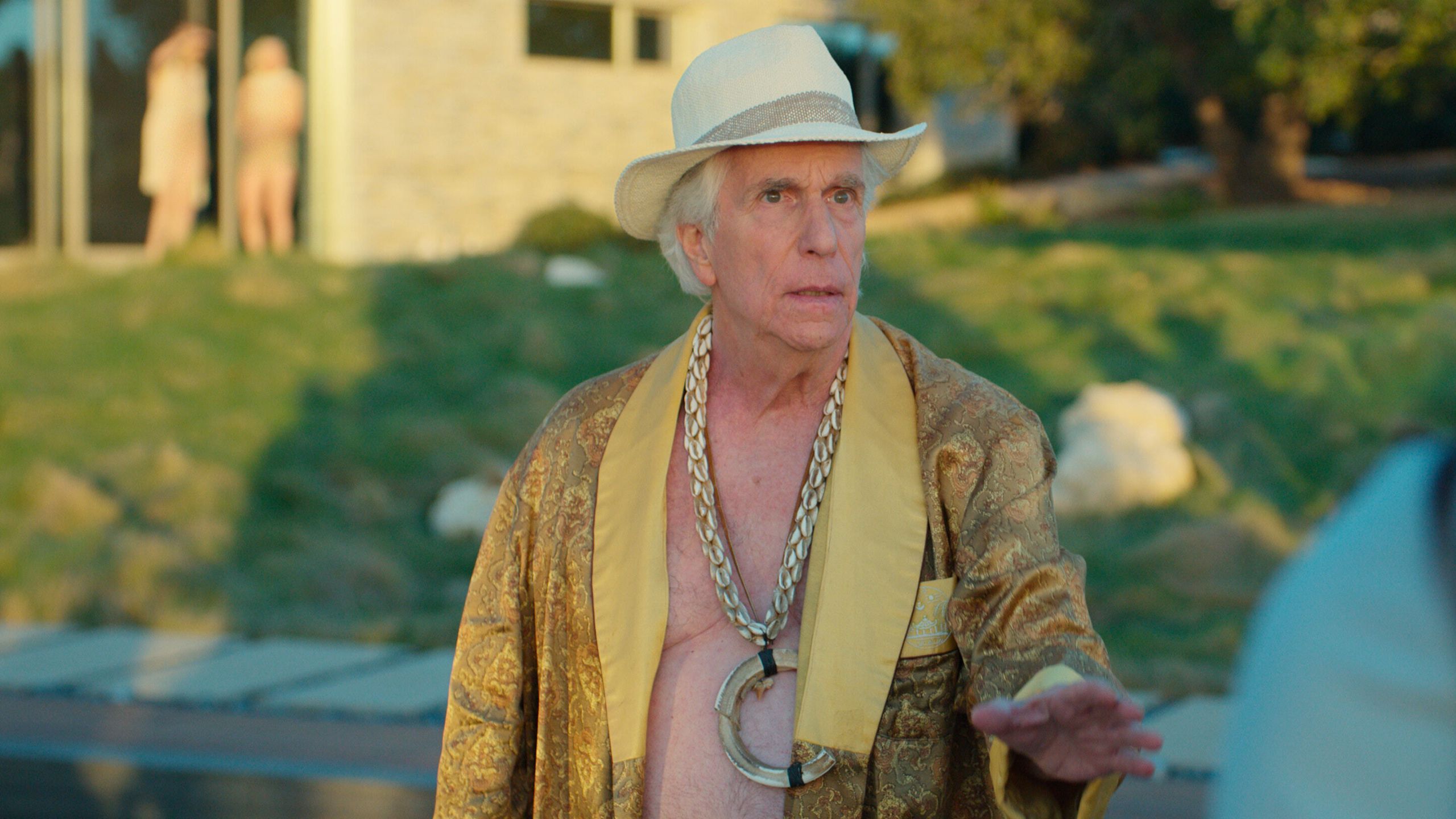 loot stagione 3 su apptv scopri la comedy divertente sul lavoro con maya rudolph