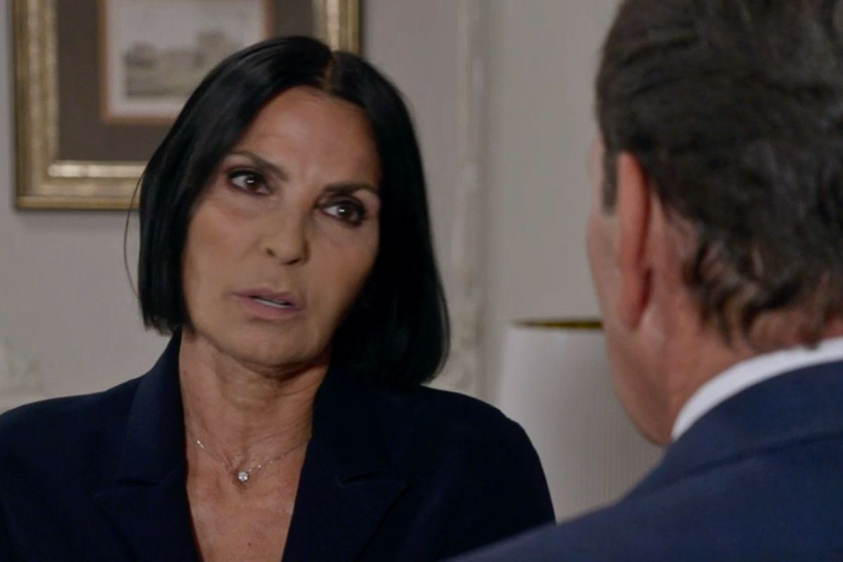 un posto al sole marina sfida la famiglia per roberto ferri