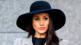 Rappresentante di Meghan Markle smentisce voci di acquisto di abito da 1700 euro