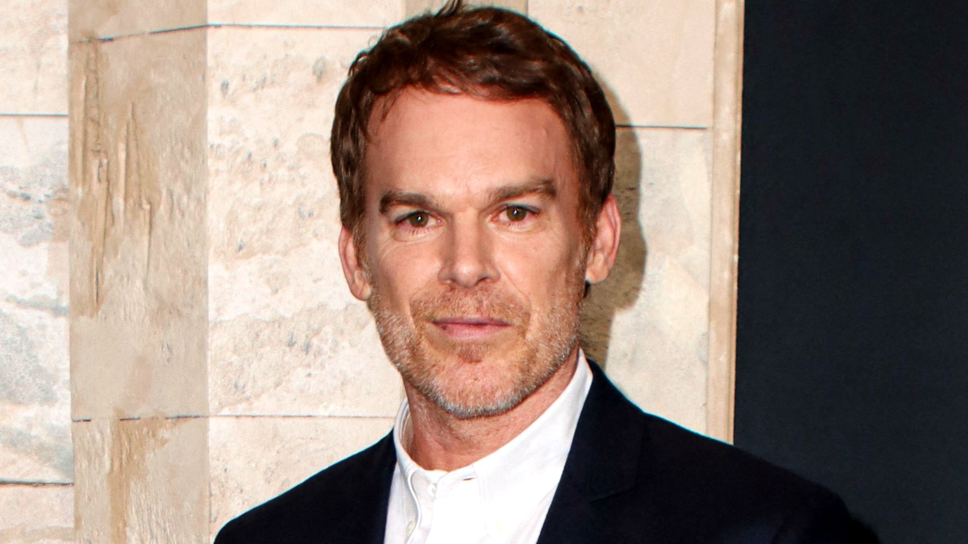 Michael C. Hall il primo ruolo importante in 4 anni dopo il rinnovo della stagione 2 di resurrection
