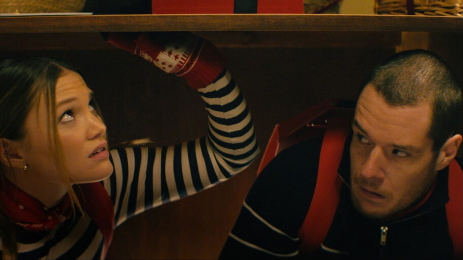 Film di rapina su Netflix con storia di nemici che diventano amanti successo immediato