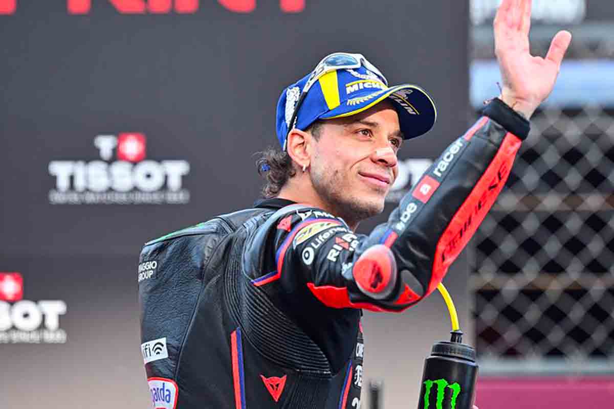 motogp gp portogallo 2025 pole bezzecchi prima fila acosta quartararo orari tv meteo da Jumptheshark.it motogp gp portogallo 2025 pole bezzecchi prima fila acosta quartararo orari tv meteo