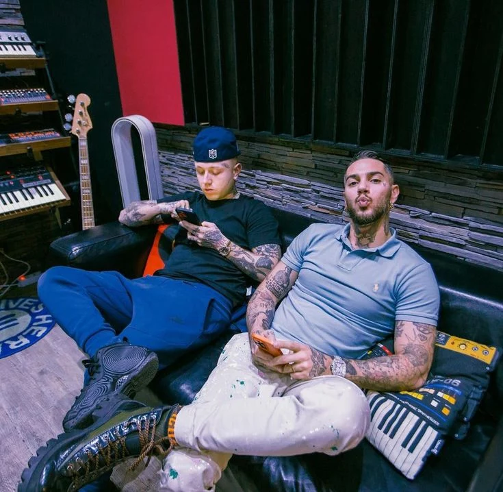 Emis killa e lazza lanciano free for music contro il carcere a monza