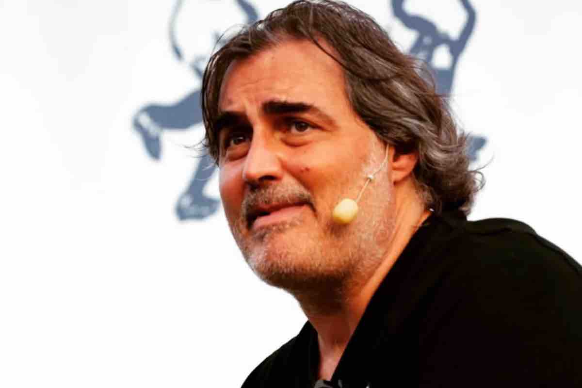 pierluigi pardo sorprende a ballando con le stelle la sua notte di danza e umorismo da Jumptheshark.it pierluigi pardo sorprende a ballando con le stelle la sua notte di danza e umorismo